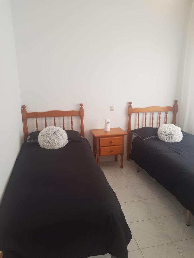 2 Bed Apartment In Paraje Natural Fase 1, トレビエハ エクステリア 写真